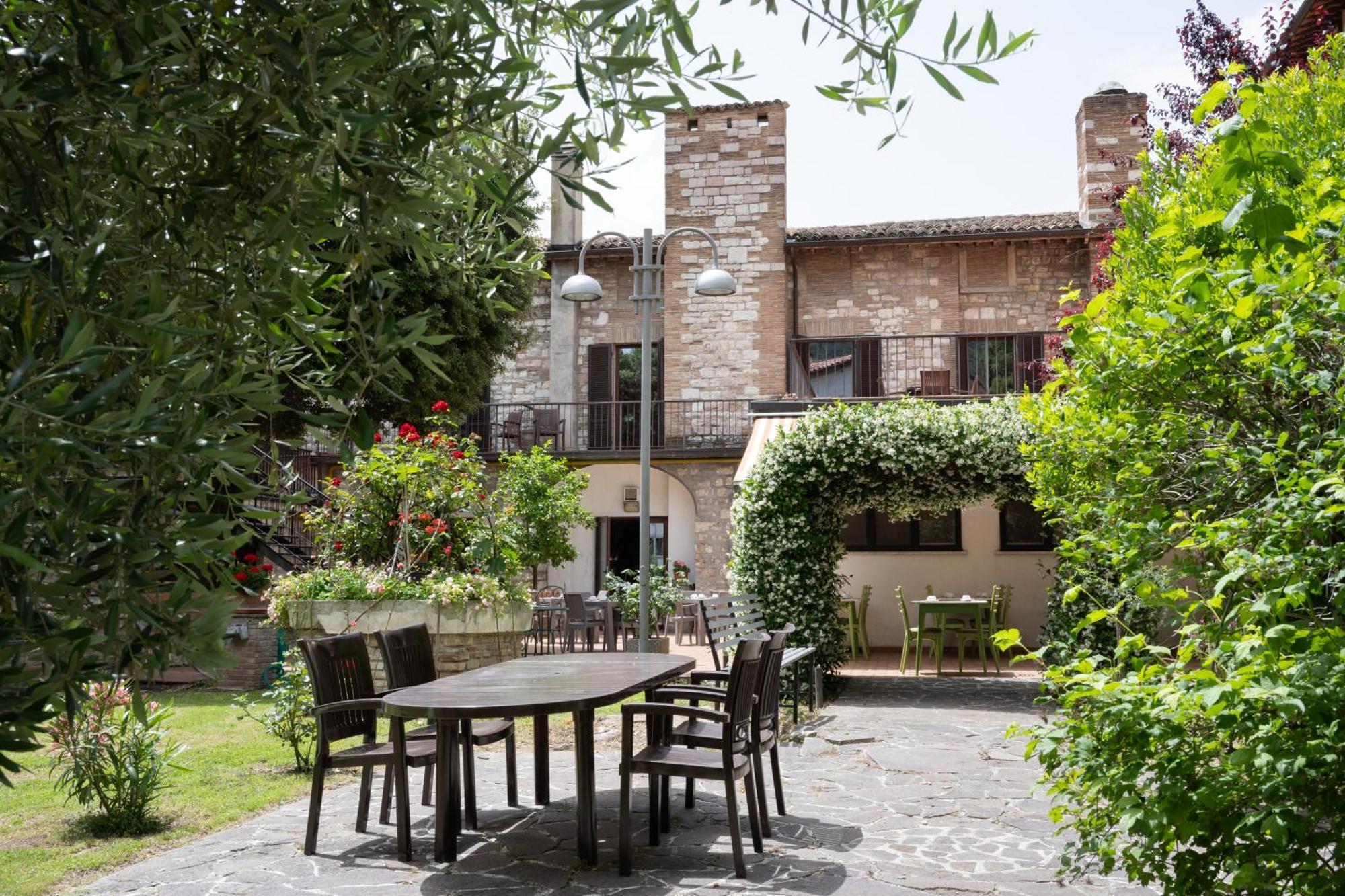 Hotel San Marco Gubbio Exterior foto